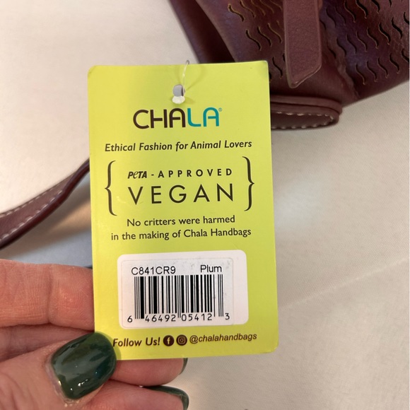 New CHALA Laser Cut Crossbody Bag Adjustable Strap Plum Purple faux‎ leather - Picture 12 of 13